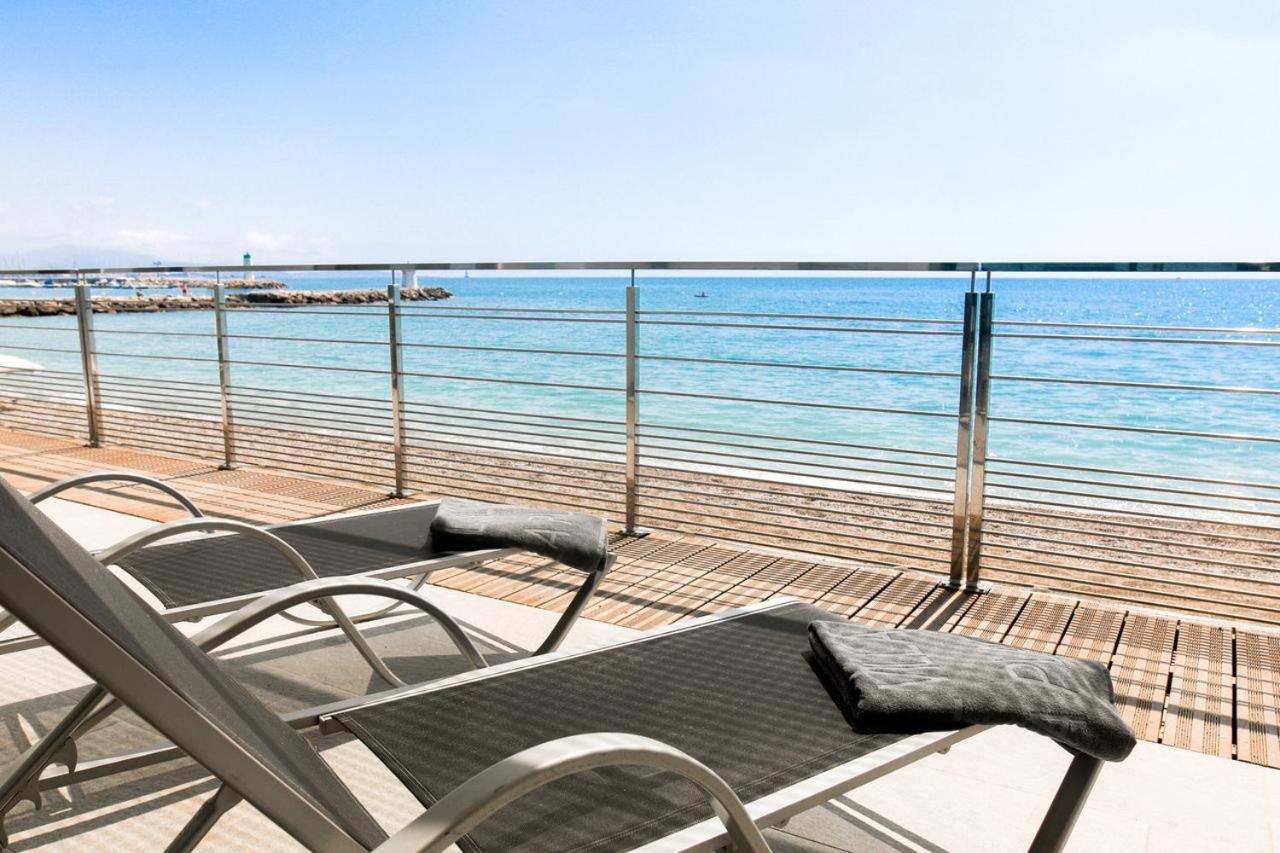 Azur Hotel
