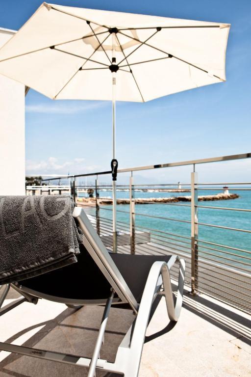 Azur Hotel Villeneuve-Loubet