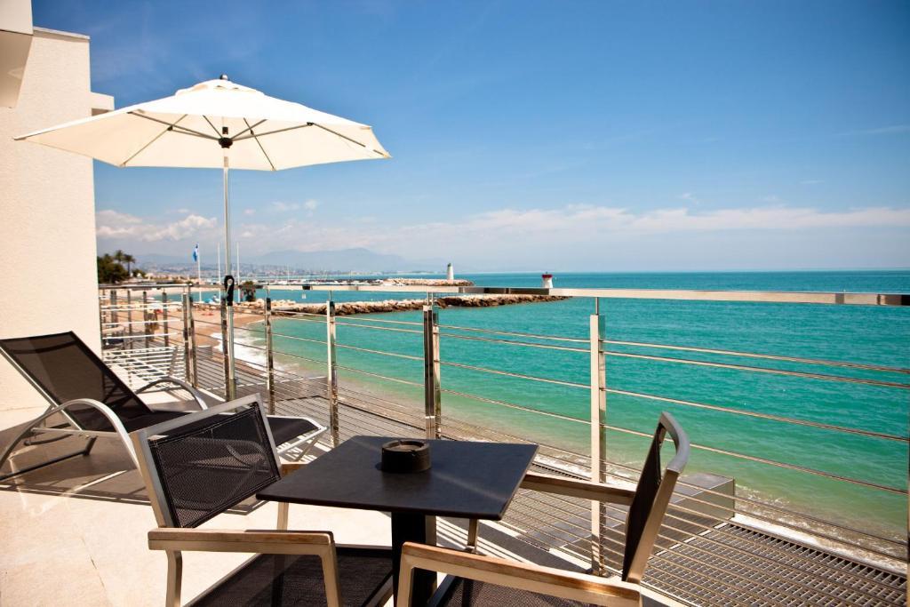 Azur Villeneuve-Loubet